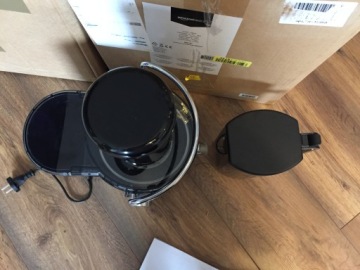 Соковыжималка AmazonBasics 600 Вт