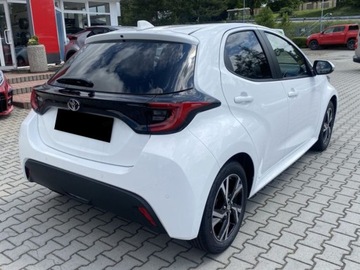 Toyota Yaris IV Hatchback Facelifting 1.5 Hybrid Dynamic Force 116KM 2025 Style 1.5 Hybrid 116KM | Tempomat adaptacyjny!, zdjęcie 2