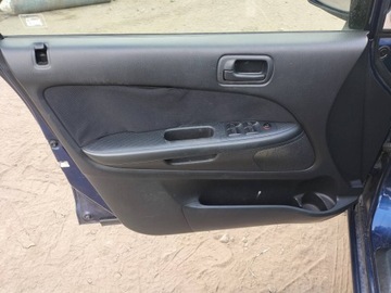 DVEŘE KOMPLETNÍ LEVÝ PŘEDNÍ HONDA STREAM I B96P