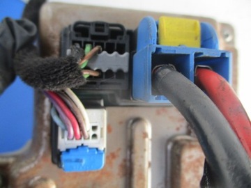 FIAT GRANDE PUNTO 3 SLOUPEC VOLANT SERVO  55701321