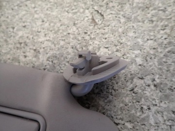 HYUNDAI i30 07-12 СОЛНЦЕЗАЩИТНЫЙ КОЗЫРЕК СПРАВА