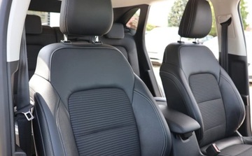 Ford Kuga III 2020 Ford Kuga Tempomat, Nawigacja, Grzane Fotele, Czujniki Kamera, Ekran HUD., zdjęcie 17