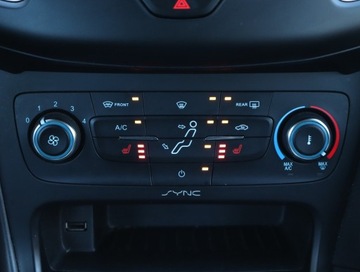 Ford Focus III Hatchback 5d facelifting 1.5 TDCi 120KM 2017 Ford Focus 1.5 TDCi, Salon Polska, Klima, zdjęcie 12