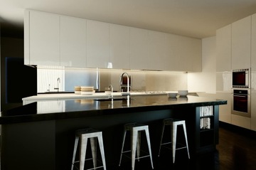 Светодиодная лента 300 LED 5м ТЕПЛЫЙ белый