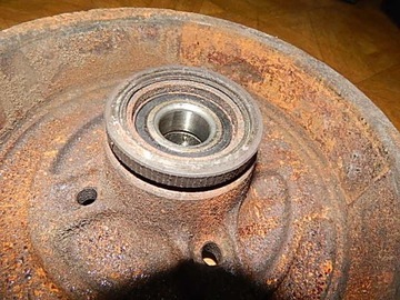 ПОДШИПНИК СТУПИЦЫ БАРАБАНА АБС ЗАДНИЙ NISSAN MICRA K12 03-10