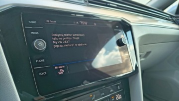 Volkswagen Passat B8 Variant Facelifting 2.0 TSI 190KM 2022 Volkswagen Passat 2.0TSI 190KM ACC SalonPL Kamera, zdjęcie 25