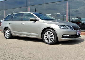 Skoda Octavia III Kombi Facelifting 1.5 TSI ACT 150KM 2018 SKODA OCTAVIA III Combi (5E5) 1.5 TSI 150 KM, zdjęcie 9