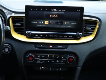 Kia XCeed PHEV 1.6 GDi Plug-in Hybrid 141KM 2021 Kia XCeed Plug-in-Hybrid, Salon Polska, zdjęcie 11