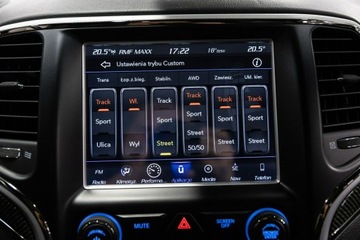 Jeep Grand Cherokee IV 2018 Jeep Grand Cherokee Trackhawk. Salon PL. FV23%, zdjęcie 38