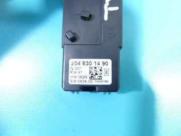 KONZOLA PANEL VENTILACE MERCEDES W204 2048301490