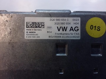 VW PASSAT B8 Ассистент движения по полосе 3Q0980654C