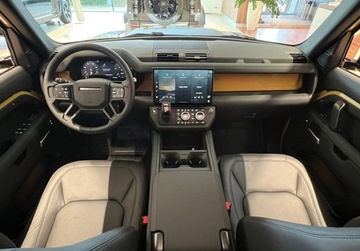 Land Rover Defender IV (L663) 2025 Land Rover Defender Defender MY26 3.0D I6 350 PS AWD Auto Trophy Edition D, zdjęcie 15