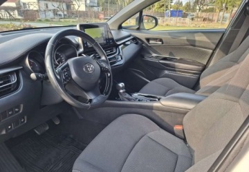 Toyota C-HR I Crossover 1.8 Hybrid 122KM 2019 Toyota C-HR Toyota C-HR 1.8 Hybryda 122KM, zdjęcie 19