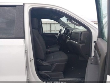 Chevrolet Silverado II 2025 Chevrolet Silverado 2025r., 4x4, 2.7L 2.7 Benzyna 310KM, zdjęcie 8