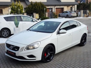 Volvo S60 II Sedan 2.0 D3 163KM 2012 Volvo S60 ___R-Design___2.0 D4 163KM___Bi-Xenon Skora Navi Alu18 Black___, zdjęcie 35