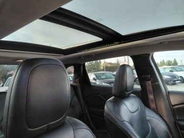 Jeep Cherokee V Terenowy 2.0 MJD 140KM 2014 Jeep Cherokee 4x4 Limited Skora Panorama Navi Klimatronik 2.0 Diesel 140KM, zdjęcie 17