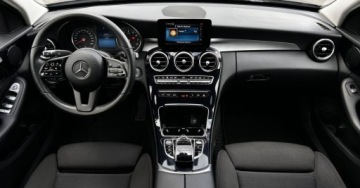 Mercedes Klasa C W205 Limuzyna Facelifting 1.6 C180 156KM 2019 Mercedes-Benz Klasa C SalonPL AVANTGARDE Od Dealera LED Kamera Tempomat Ca, zdjęcie 18