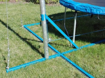 Батут - садовое банджи, евробанджи, банджи.