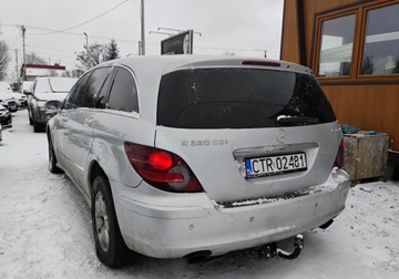 Mercedes Klasa R Off-roader Facelifting 300 CDI BlueEFFICIENCY 190KM 2011 Mercedes-Benz Klasa R 2011r. LONG, 3.0 CDI. 4Matic 7 osob. Lekko uszk praw, zdjęcie 3