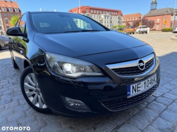 Opel Astra J Hatchback 5d 1.6 Twinport ECOTEC 115KM 2010 Opel Astra Opel Astra 1.6 Benzyna 115KM, zdjęcie 8