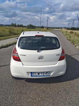 Hyundai i20 I Hatchback 5d Facelifting 1.2 DOHC 85KM 2012 Samochód osobowy HYUNDAI i20 1.2 benzyna 78KM, zdjęcie 6