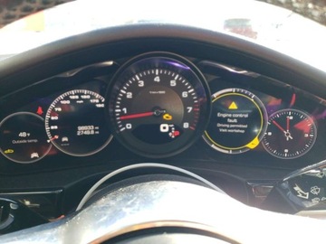 Porsche Panamera II Liftback 3.0 330KM 2018 Porsche Panamera 4 2018 3.0l 3.0 Benzyna 330KM, zdjęcie 9