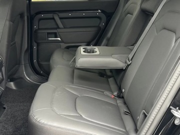 Land Rover Defender IV (L663) Hard Top 90 3.0D R6 250KM 2025 LAND ROVER Defender 110 D250 S Suv 3.0 (250KM) 2025, zdjęcie 12