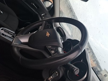 ПОДУШКА БЕЗОПАСНОСТИ МУЛЬТИРУЛЕВОЕ КОЛЕСО CHEVROLET CRUZE I LIFT