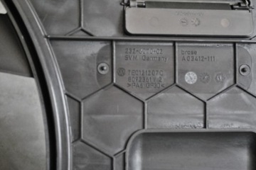 NOVÝ ORIGINÁLNÍ VENTILÁTOR VW TRANSPORTER T5 MULTIVAN 2.0TDI