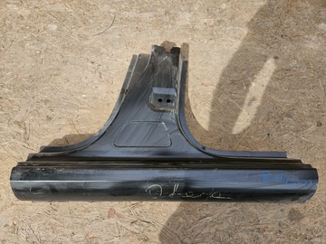 SKODA OCTAVIA III PROG LEWY SLUPEK