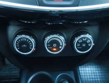 Mitsubishi ASX I SUV Facelifting 1.6 117KM 2014 Mitsubishi ASX 1.6 MIVEC, Salon Polska, zdjęcie 12