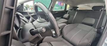 Opel Astra J Hatchback 5d 1.4 Turbo ECOTEC 140KM 2010 Opel Astra Opel Astra 1.4 Turbo Cosmo 1.4 Benzyna 140KM, zdjęcie 18