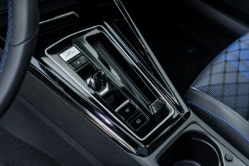 Volkswagen Golf VIII R Facelifting 2.0 TSI 333KM 2026 Volkswagen Golf Variant R 2.0 TSI 4Motion 333 KM, zdjęcie 22