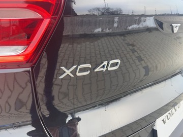 Volvo XC40 Crossover Facelifting 2.0 B3 163KM 2025 Volvo XC 40 VOLVO XC40 B3 Plus Dark Benzyna (163+1, zdjęcie 32