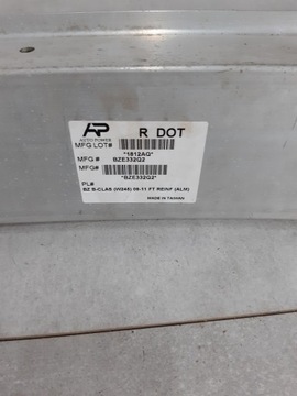 MERCEDES B TŘÍDA W245 05-08 NOSNÍK VÝZTUHA NÁRAZNÍKU PŘEDNÍ