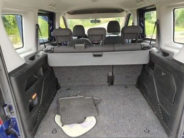 Fiat Doblo III Van 1.4 16v 95KM 2010 Osobowy / Benzyna / klimatyzacja, zdjęcie 11