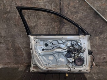 DVEŘE KOMPLETNÍ LEVÝ PŘEDNÍ SKODA SUPERB I 9201