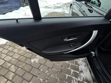 BMW Seria 3 F30-F31-F34 Touring 2.0 318d 143KM 2013 BMW 318 Bezwypadkowy, zdjęcie 24