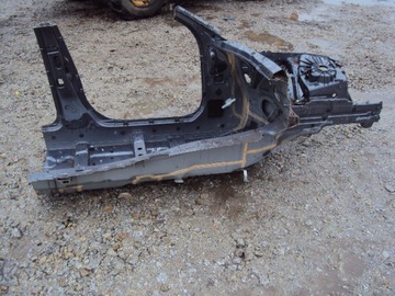 ЧЕТВЕРТЬ РАМЫ ЛЕВАЯ MERCEDES C-CLASS W205