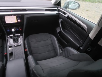 Volkswagen Arteon Fastback Facelifting 2.0 TSI 190KM 2022 VW Arteon 2.0 TSI, Salon Polska, Serwis ASO, zdjęcie 7