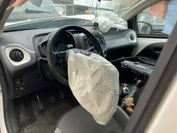 Toyota Aygo II Hatchback 3d Facelifting 1.0 VVT-i 72KM 2021 Toyota Aygo 1.0-16V Klima Salon PL 2021 Bezyn+gaz, zdjęcie 4