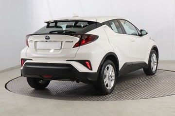 Toyota C-HR I Crossover Facelifting 1.8 Hybrid 122KM 2022 Toyota C-HR 1.8 Hybrid, Serwis ASO, Automat, zdjęcie 4