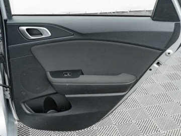 Kia Ceed III Kombi Facelifting 1.5 T-GDI 160KM 2022 Kia Cee'd GD990WN#1.5 T-GDI M 2 stref klima K.cof, zdjęcie 25