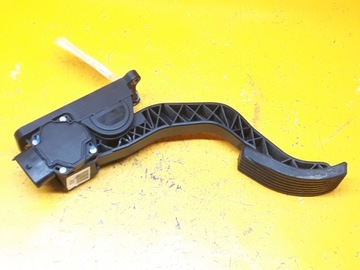 ГАЗОВЫЙ ПОТЕНЦИОМЕТР HYUNDAI MATRIX 01-05 3270517050