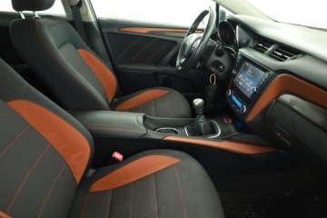 Toyota Avensis III Sedan Facelifting 2015 1.6 Valvematic 132KM 2015 Toyota Avensis 1.6 Valvematic, Salon Polska, zdjęcie 8