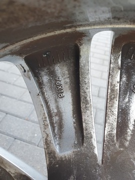 KIA SPORTAGE 3 III KOLA PNEUMATIKY RÁFKY KOMPLET 235/55 R18 52910-3U300 ORIG.
