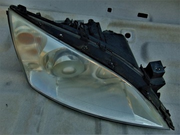 LAMPA PRAWA PRZEDNIA FORD MONDEO MK3 LIFT XENON EU