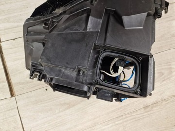 AUDI R8 420 SVĚTLO PRAVÁ FULL LED