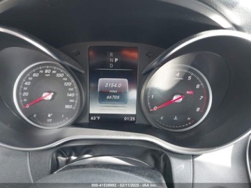 Mercedes Klasa C W205 2018 Mercedes-Benz Klasa C C 300 2.0 Benzyna 241KM, zdjęcie 12