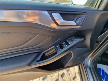 Ford Focus III Kombi Facelifting 1.0 EcoBoost 125KM 2018 Ford Focus 1.0 125Ps Matrixsy Navi Kombi 109tys km Gwarancja Benzyna 125KM, zdjęcie 10